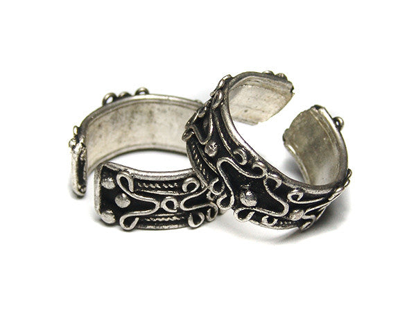 White Metal Ring