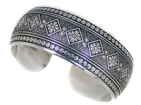 Tribal Tibetan silver bracelet