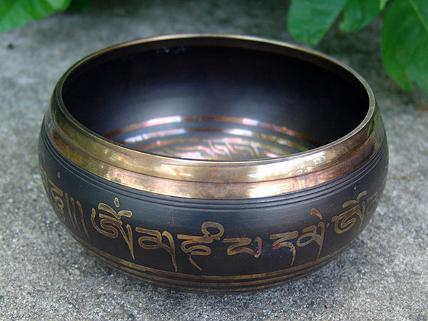 D Sacral Chakra Om Mani Singing Bowl 5.5"