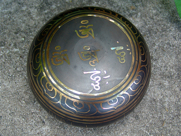 D Sacral Chakra Om Mani Singing Bowl 5.5"