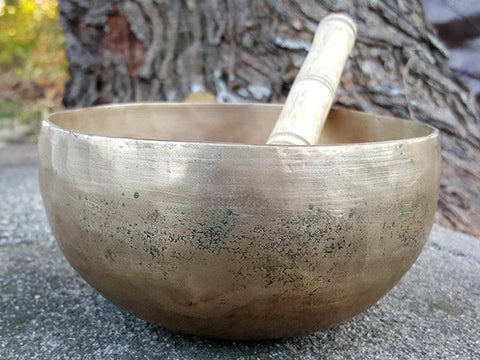 B Crown Chakra Old Tibetan Singing Bowl 6.25"