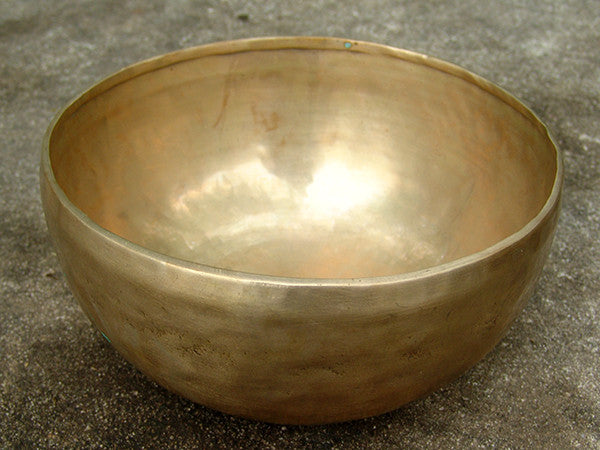 Astonishing D# Sacral Chakra Tibetan Singing Bowl 8.25"